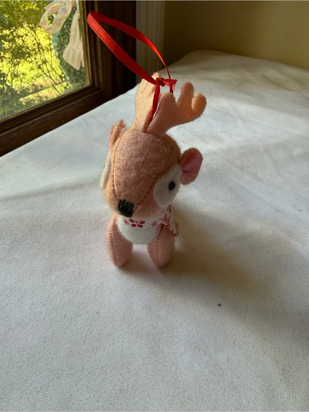 Sweet Pink Felt Reindeer Ornament with Cute Scarf #Christmas #Vintage